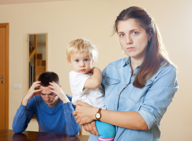 Pozbawienie władzy rodzicielskiej ojca nad dzieckiem w sprawie o rozwód